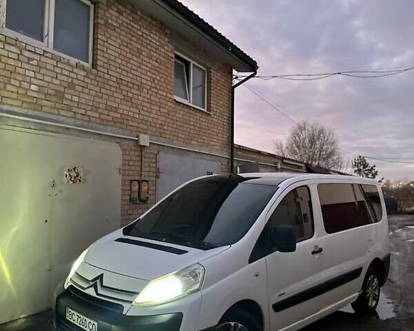 Белый Ситроен Jumpy, объемом двигателя 2 л и пробегом 310 тыс. км за 6000 $, фото 1 на Automoto.ua