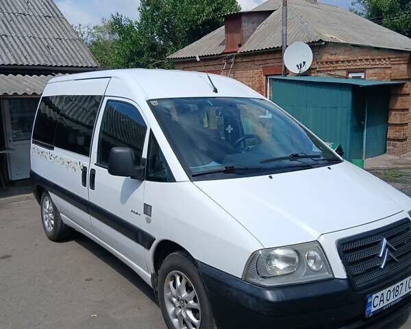 Білий Сітроен Jumpy, об'ємом двигуна 2 л та пробігом 340 тис. км за 4600 $, фото 1 на Automoto.ua