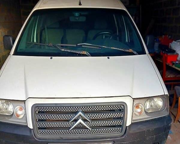 Білий Сітроен Jumpy, об'ємом двигуна 1.9 л та пробігом 300 тис. км за 3200 $, фото 1 на Automoto.ua