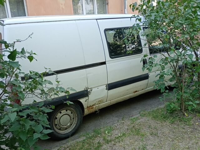 Белый Ситроен Jumpy, объемом двигателя 2 л и пробегом 400 тыс. км за 3023 $, фото 1 на Automoto.ua