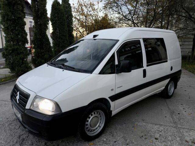 Білий Сітроен Jumpy, об'ємом двигуна 2 л та пробігом 282 тис. км за 4199 $, фото 1 на Automoto.ua