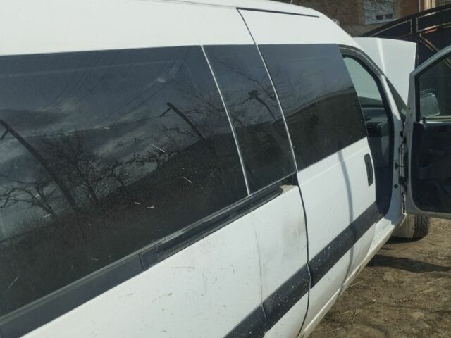 Белый Ситроен Jumpy, объемом двигателя 2 л и пробегом 300 тыс. км за 3500 $, фото 1 на Automoto.ua