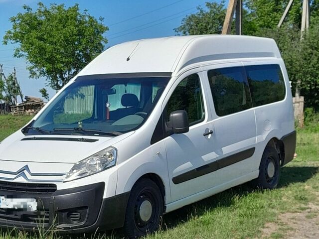 Белый Ситроен Jumpy, объемом двигателя 2 л и пробегом 246 тыс. км за 7200 $, фото 1 на Automoto.ua