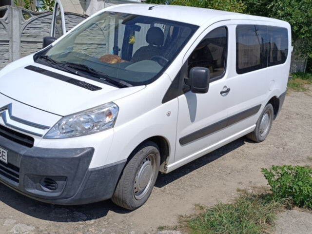 Белый Ситроен Jumpy, объемом двигателя 2 л и пробегом 258 тыс. км за 7800 $, фото 1 на Automoto.ua