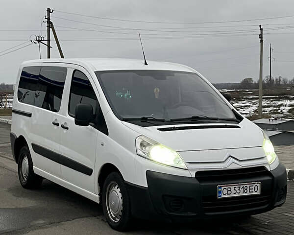 Белый Ситроен Jumpy, объемом двигателя 2 л и пробегом 348 тыс. км за 5500 $, фото 1 на Automoto.ua