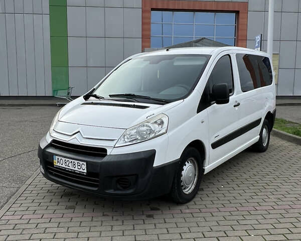 Белый Ситроен Jumpy, объемом двигателя 0 л и пробегом 201 тыс. км за 8500 $, фото 1 на Automoto.ua