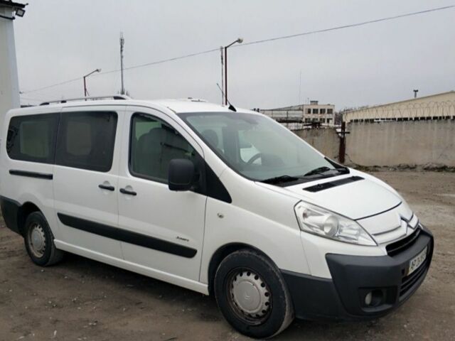 Белый Ситроен Jumpy, объемом двигателя 2 л и пробегом 370 тыс. км за 5850 $, фото 1 на Automoto.ua
