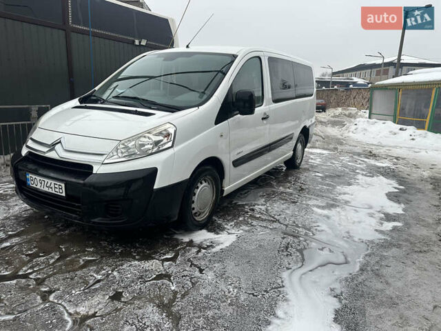 Белый Ситроен Jumpy, объемом двигателя 2 л и пробегом 155 тыс. км за 8555 $, фото 1 на Automoto.ua