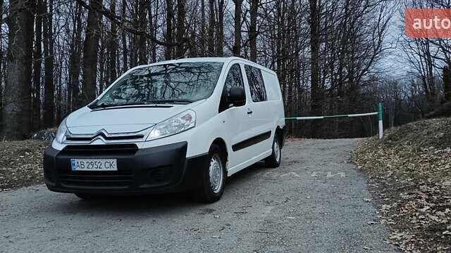 Белый Ситроен Jumpy, объемом двигателя 2 л и пробегом 450 тыс. км за 7200 $, фото 1 на Automoto.ua