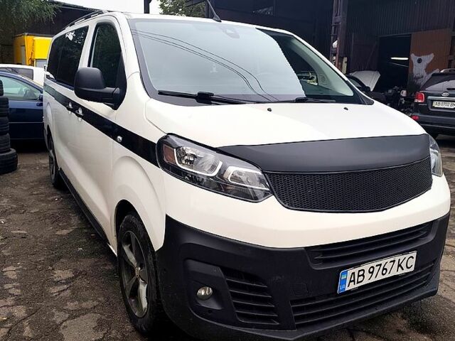 Белый Ситроен Jumpy, объемом двигателя 2 л и пробегом 250 тыс. км за 15000 $, фото 1 на Automoto.ua