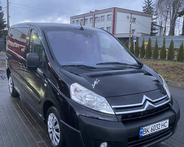 Черный Ситроен Jumpy, объемом двигателя 2 л и пробегом 227 тыс. км за 7599 $, фото 1 на Automoto.ua