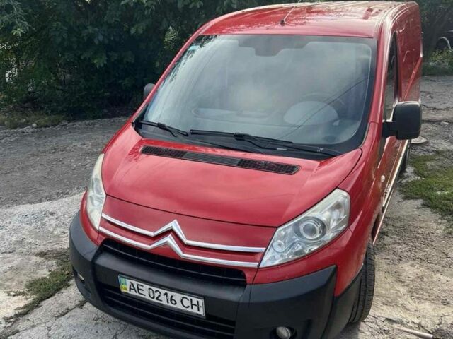 Красный Ситроен Jumpy, объемом двигателя 2 л и пробегом 433 тыс. км за 5718 $, фото 1 на Automoto.ua