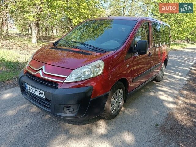 Красный Ситроен Jumpy, объемом двигателя 2 л и пробегом 353 тыс. км за 7900 $, фото 1 на Automoto.ua