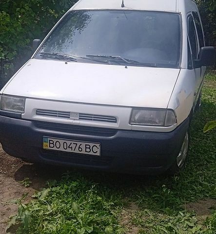 Сітроен Jumpy, об'ємом двигуна 1.9 л та пробігом 300 тис. км за 2600 $, фото 1 на Automoto.ua
