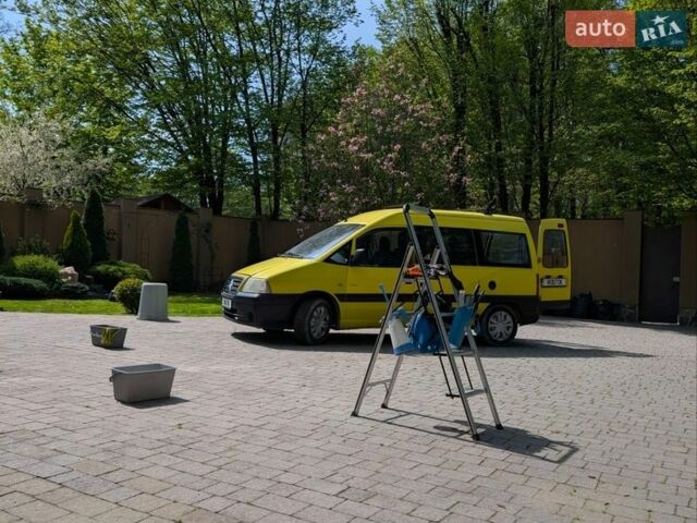 Желтый Ситроен Jumpy, объемом двигателя 2 л и пробегом 444 тыс. км за 3200 $, фото 1 на Automoto.ua
