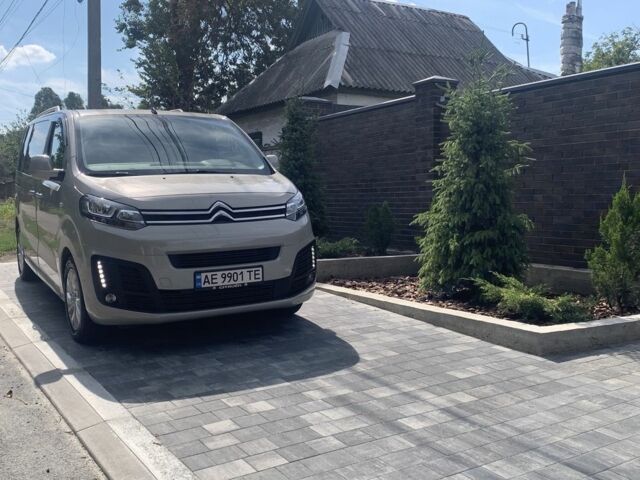Сітроен Jumpy 2019 у Дніпро (Дніпропетровську) на Automoto.ua Сірий Сітроен Jumpy, об'ємом двигуна 2 л та пробігом 40 тис. км за 29500 $, фото 1 на Automoto.ua