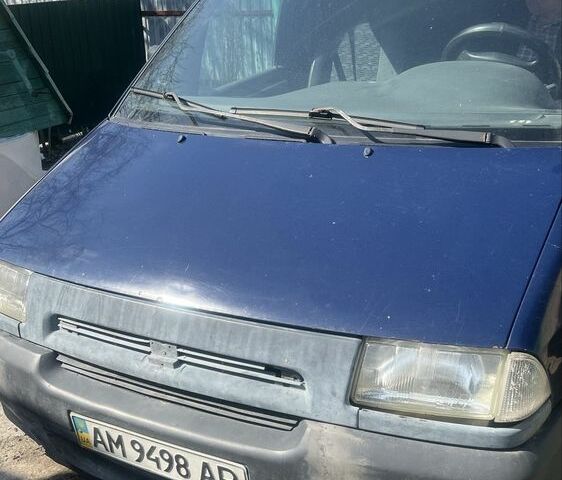 Синий Ситроен Jumpy, объемом двигателя 1.9 л и пробегом 250 тыс. км за 2450 $, фото 1 на Automoto.ua