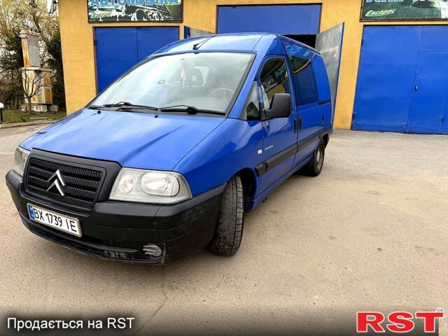Синій Сітроен Jumpy, об'ємом двигуна 2 л та пробігом 211 тис. км за 3600 $, фото 1 на Automoto.ua