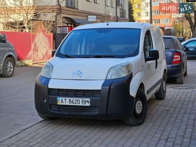 Белый Ситроен Nemo, объемом двигателя 1.4 л и пробегом 327 тыс. км за 5000 $, фото 1 на Automoto.ua