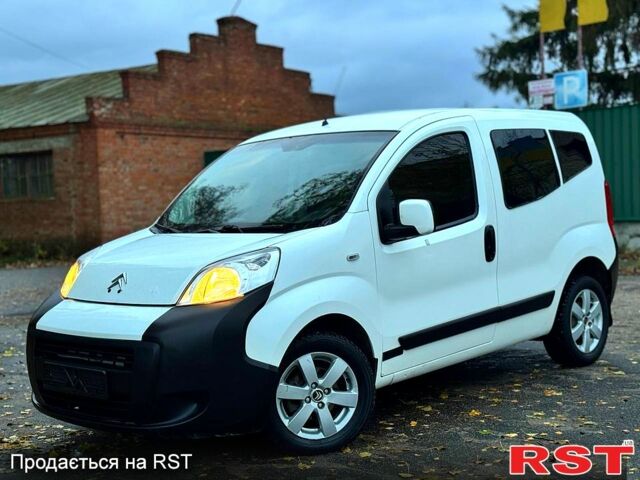 Белый Ситроен Nemo, объемом двигателя 1.4 л и пробегом 210 тыс. км за 4750 $, фото 1 на Automoto.ua