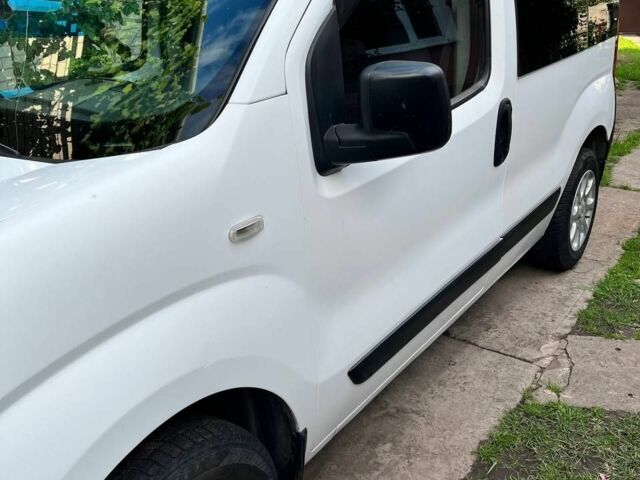 Белый Ситроен Nemo, объемом двигателя 1.4 л и пробегом 340 тыс. км за 3600 $, фото 1 на Automoto.ua