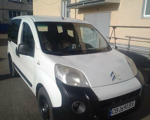 Белый Ситроен Nemo, объемом двигателя 1.4 л и пробегом 266 тыс. км за 4600 $, фото 1 на Automoto.ua