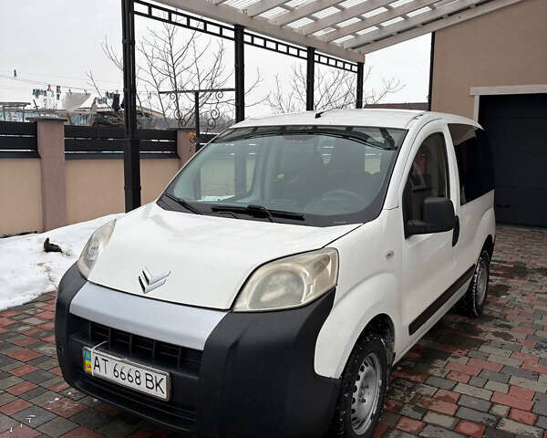 Білий Сітроен Nemo, об'ємом двигуна 1.4 л та пробігом 383 тис. км за 3800 $, фото 1 на Automoto.ua