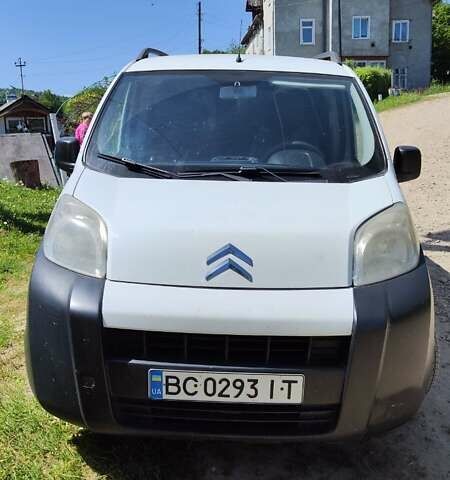 Білий Сітроен Nemo, об'ємом двигуна 1.4 л та пробігом 183 тис. км за 5000 $, фото 1 на Automoto.ua