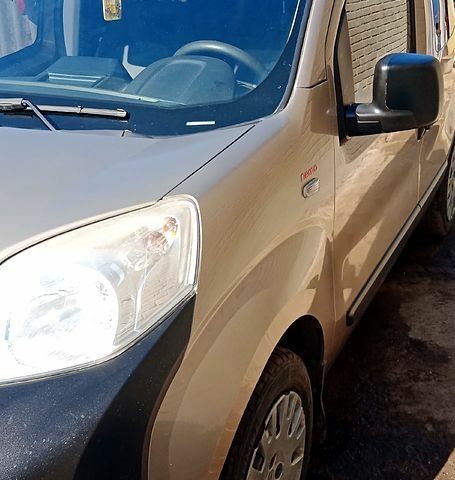 Бежевый Ситроен Nemo, объемом двигателя 14 л и пробегом 165 тыс. км за 6000 $, фото 1 на Automoto.ua