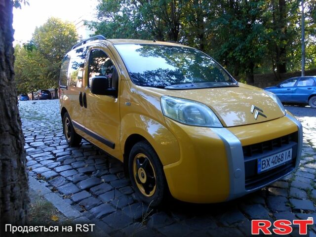 Жовтий Сітроен Nemo, об'ємом двигуна 1.2 л та пробігом 146 тис. км за 5600 $, фото 1 на Automoto.ua
