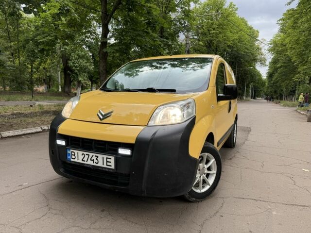 Желтый Ситроен Nemo, объемом двигателя 1.2 л и пробегом 300 тыс. км за 3700 $, фото 1 на Automoto.ua