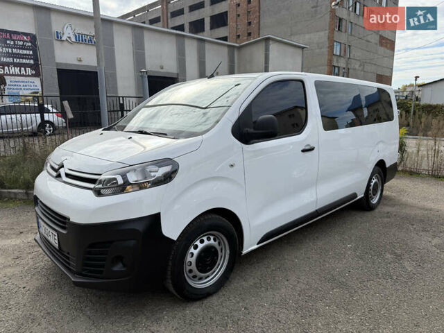 Белый Ситроен Space Tourer, объемом двигателя 2 л и пробегом 185 тыс. км за 15500 $, фото 1 на Automoto.ua