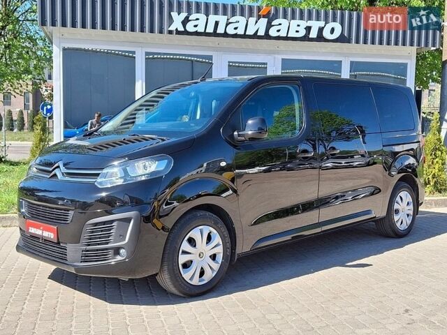 Черный Ситроен Space Tourer, объемом двигателя 1.56 л и пробегом 200 тыс. км за 18500 $, фото 1 на Automoto.ua