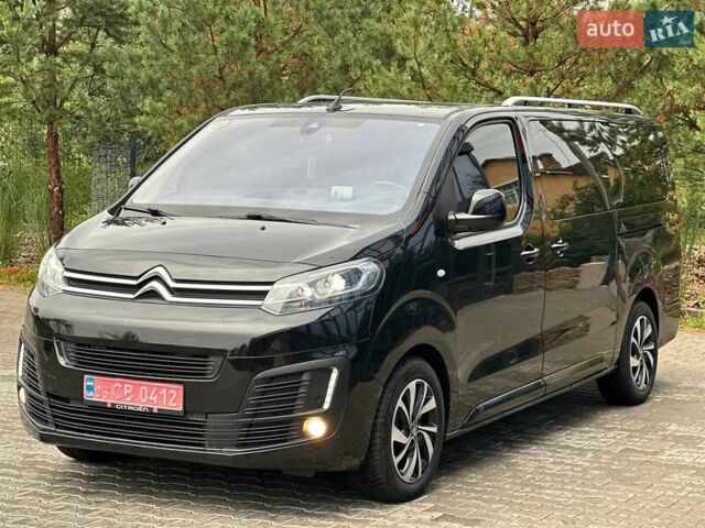 Черный Ситроен Space Tourer, объемом двигателя 2 л и пробегом 215 тыс. км за 27500 $, фото 1 на Automoto.ua