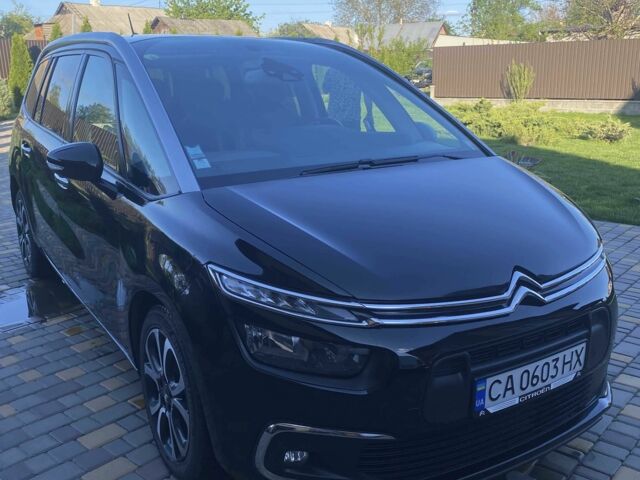 Чорний Сітроен Space Tourer, об'ємом двигуна 1.5 л та пробігом 203 тис. км за 15900 $, фото 1 на Automoto.ua