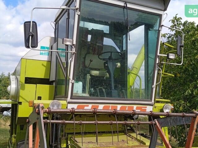 Клаас Dominator 48, объемом двигателя 3.86 л и пробегом 0 тыс. км за 14000 $, фото 1 на Automoto.ua
