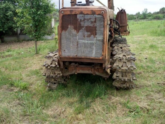 ДТЗ Другая, объемом двигателя 5 л и пробегом 200 тыс. км за 1665 $, фото 1 на Automoto.ua