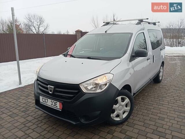 Сірий Дачія Доккер, об'ємом двигуна 1.5 л та пробігом 220 тис. км за 7850 $, фото 1 на Automoto.ua