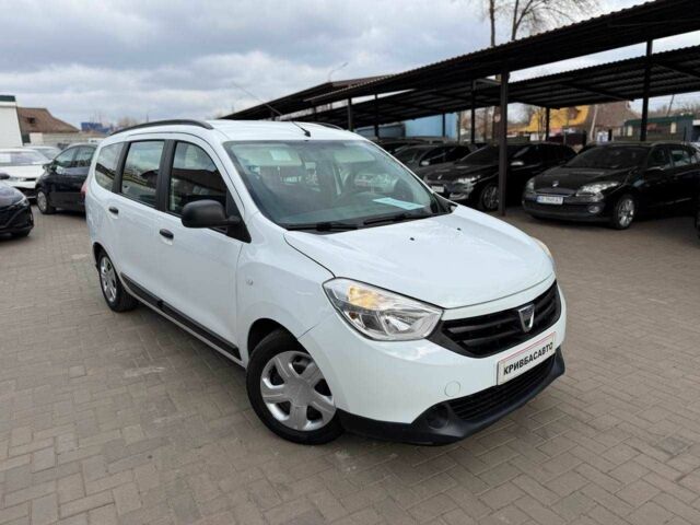 Белый Дачия Другая, объемом двигателя 1.6 л и пробегом 185 тыс. км за 8000 $, фото 1 на Automoto.ua