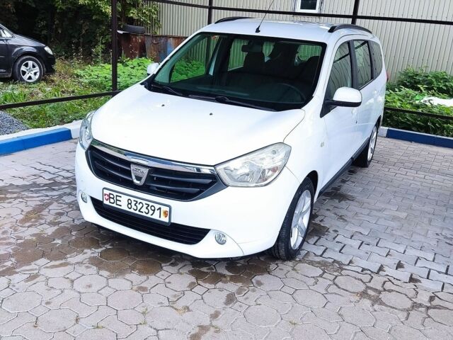Білий Дачія Лоджі, об'ємом двигуна 1.6 л та пробігом 254 тис. км за 8300 $, фото 1 на Automoto.ua