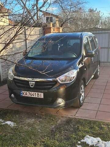 Черный Дачия Лоджи, объемом двигателя 1.2 л и пробегом 125 тыс. км за 7500 $, фото 1 на Automoto.ua