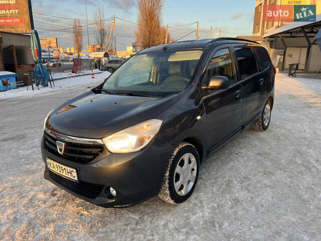 Дачия Лоджи, объемом двигателя 1.2 л и пробегом 124 тыс. км за 6100 $, фото 1 на Automoto.ua