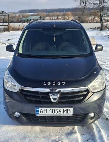Серый Дачия Лоджи, объемом двигателя 1.5 л и пробегом 270 тыс. км за 8600 $, фото 1 на Automoto.ua