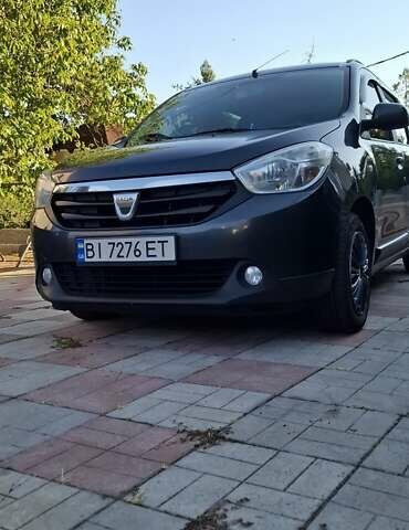 Серый Дачия Лоджи, объемом двигателя 1.6 л и пробегом 312 тыс. км за 7200 $, фото 1 на Automoto.ua