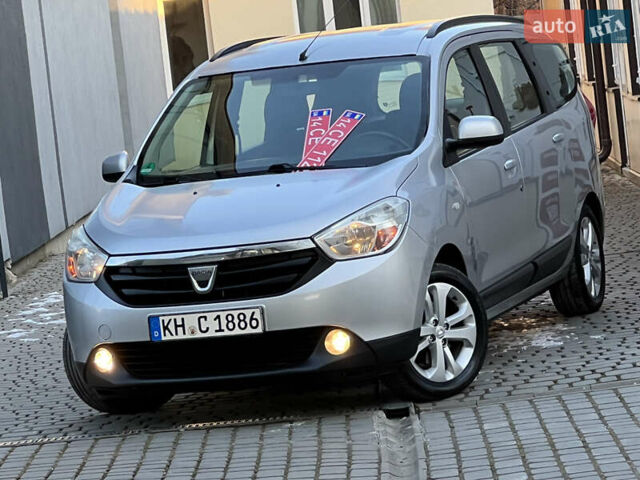 Серый Дачия Лоджи, объемом двигателя 1.5 л и пробегом 182 тыс. км за 7950 $, фото 1 на Automoto.ua