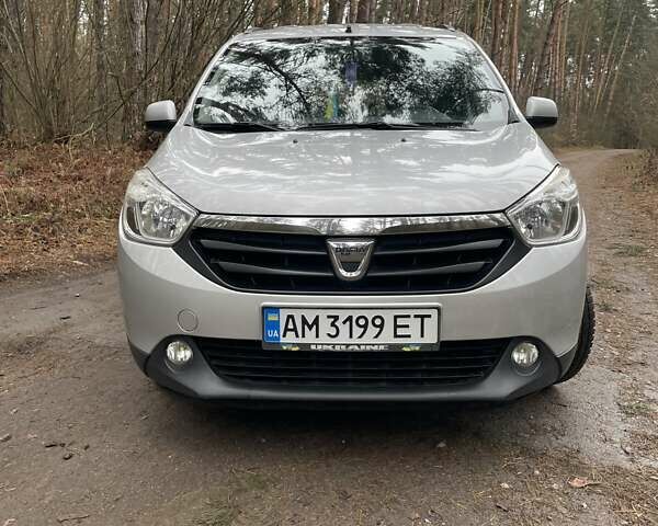 Серый Дачия Лоджи, объемом двигателя 1.2 л и пробегом 144 тыс. км за 6600 $, фото 1 на Automoto.ua