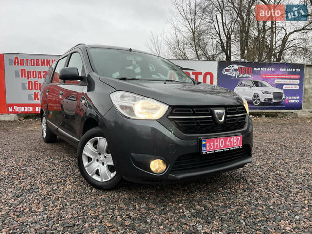 Серый Дачия Лоджи, объемом двигателя 1.6 л и пробегом 197 тыс. км за 9700 $, фото 1 на Automoto.ua
