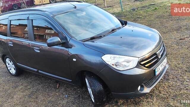 Серый Дачия Лоджи, объемом двигателя 1.5 л и пробегом 136 тыс. км за 9500 $, фото 1 на Automoto.ua
