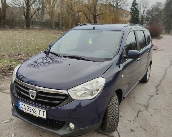 Синий Дачия Лоджи, объемом двигателя 1.46 л и пробегом 199 тыс. км за 8000 $, фото 1 на Automoto.ua