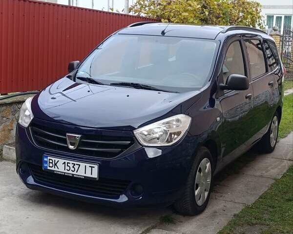 Дачия Лоджи 2012 в Сарнах на Automoto.ua Синий Дачия Лоджи, объемом двигателя 1.6 л и пробегом 92 тыс. км за 6300 $, фото 1 на Automoto.ua